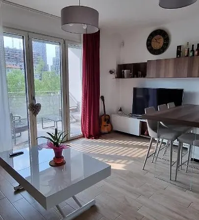 La Maison De Florina Apartment *
